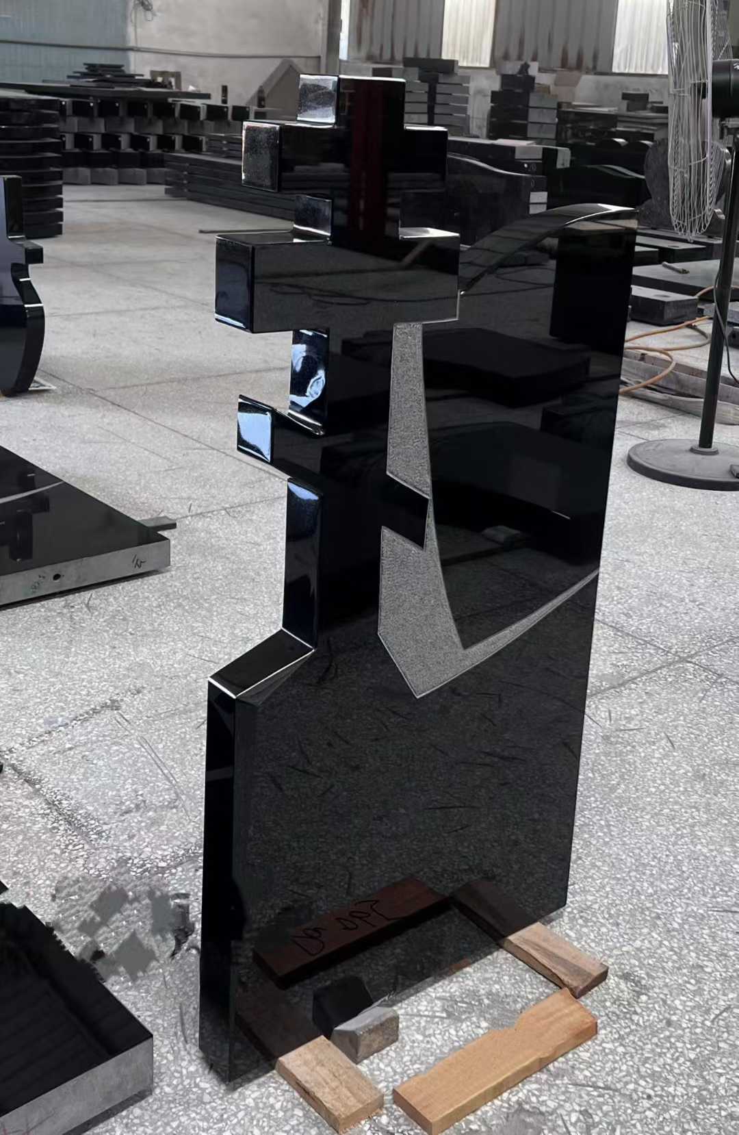 زنگیان تخلیقی جیومیٹرک بلیک ٹومبسٹون